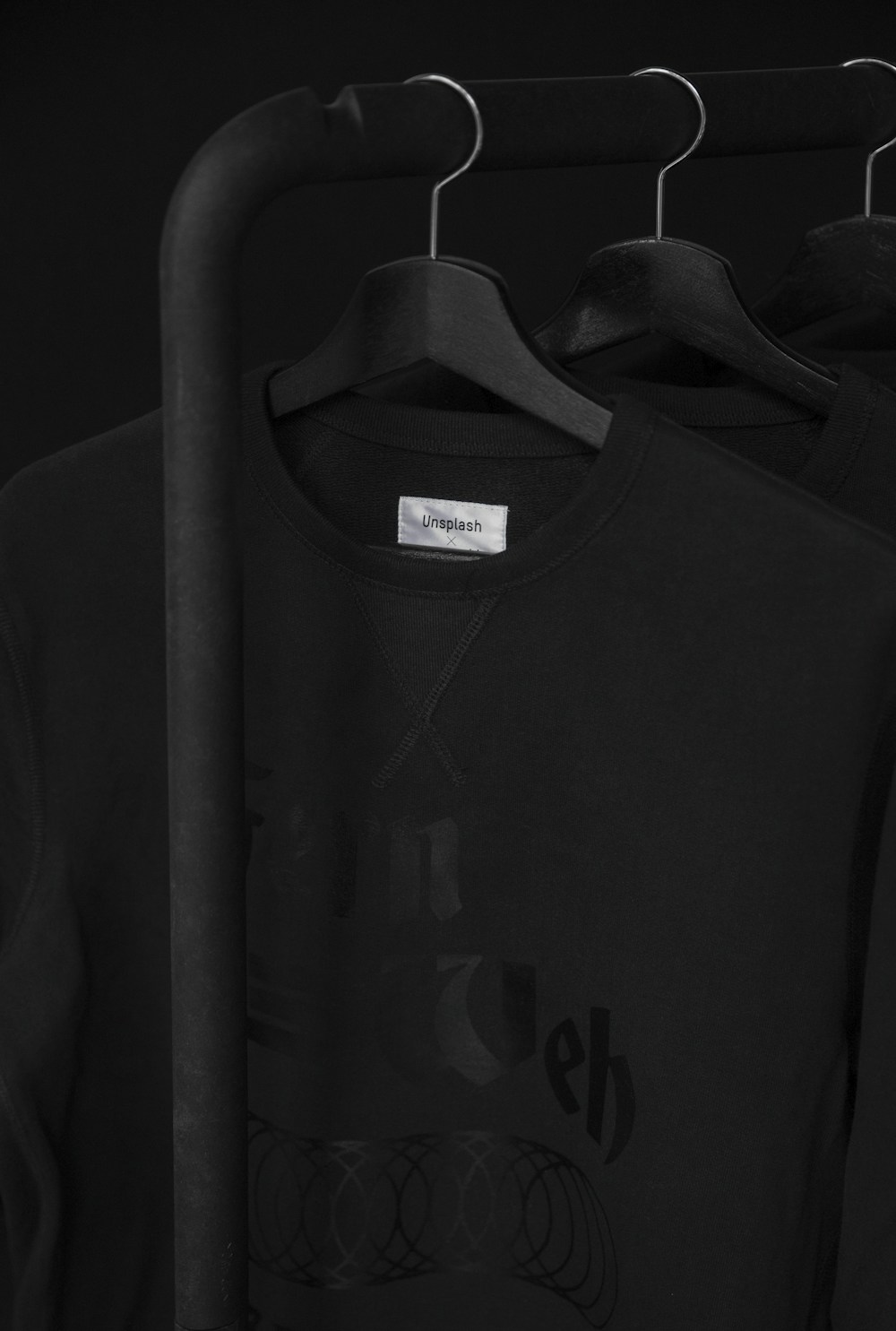 Graphic Crew Tee